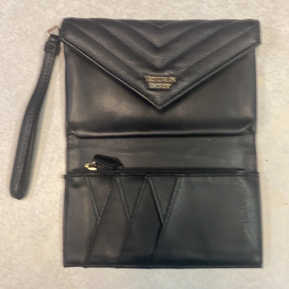 Victoria Secret Wallet - Picture 2 of 4